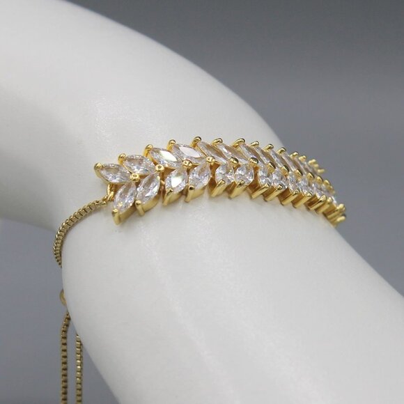 Jewelry bracelet gold tone with stones sparkly elegant fashion adjustable new - Picture 8 of 8